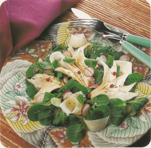 Salade de raie tiède aux deux radis