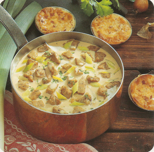 Casserole de veau aux poireaux et au vin blanc