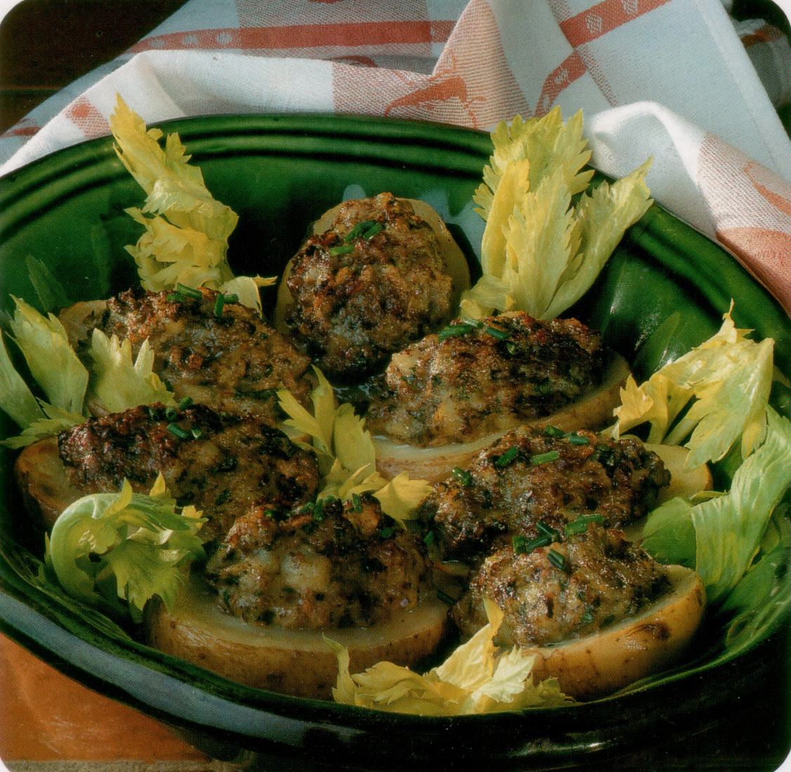 Pommes de terre farcies aux champignons