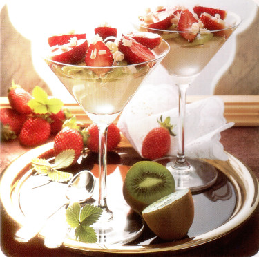 Coupes aux kiwis et fraises