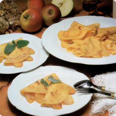 Petites crêpes aux pommes