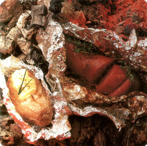 Saucisses en papillotes à la braise