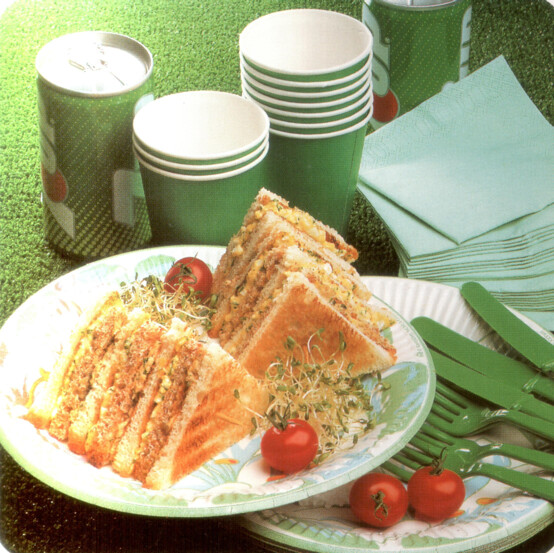 Club-sandwich au thon et à l'œuf