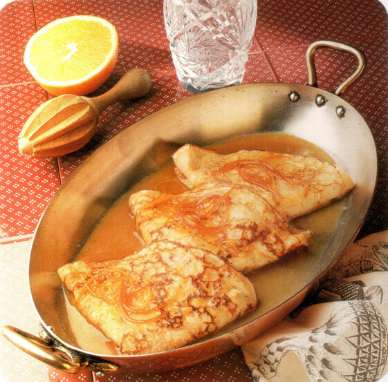 Crêpes Suzette flambées