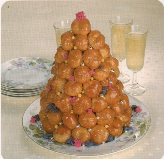 Croquembouche