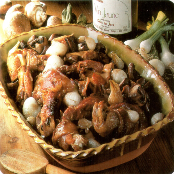 Coq aux petits légumes et au vin jaune