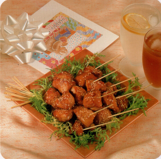 Mini-brochettes de poulet au sésame